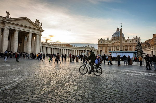 Your ultimate guide on how to visit the vatican effortlessly